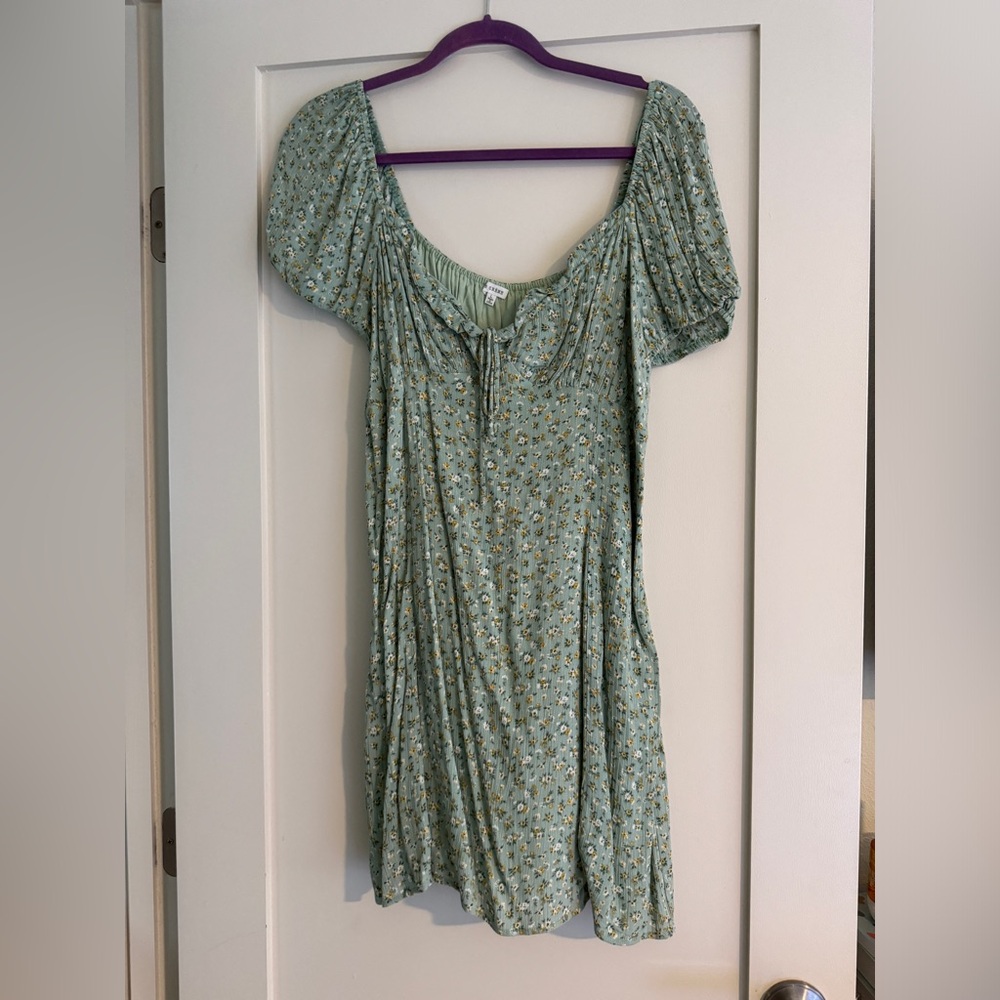 *LIKE NEW* Prairie Style Floral Mini Dress